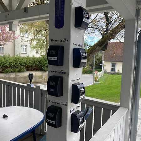 Ferienzimmer Oelhaf Zimmer In Gelb Self Check-In Mit Key-Tresore Wilhelmsdorf  Εξωτερικό φωτογραφία